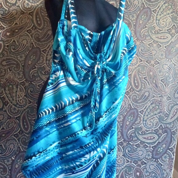 Bathing Suit - Picture 1 of 3